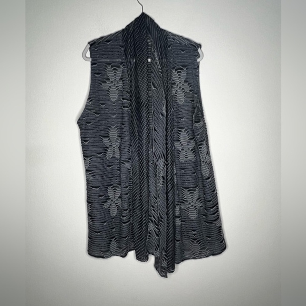 Allie Coosh Waterfall Lightweight Cardigan Vest, Size Medium, Gray